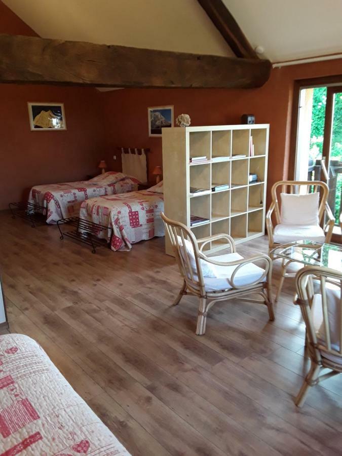 مبيت وإفطار Saint-Genix-sur-Guiers La Parenthese المظهر الخارجي الصورة